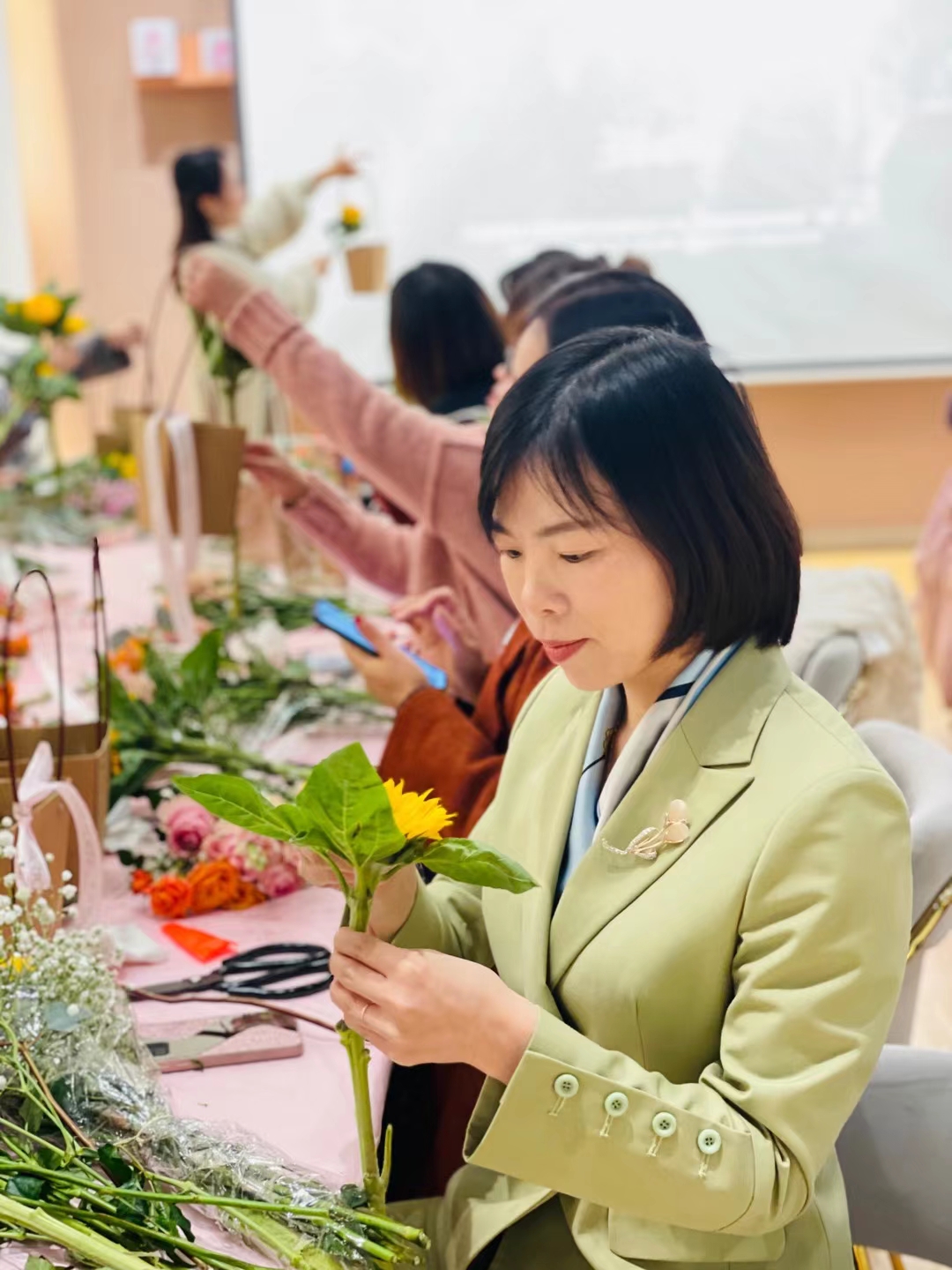 燕府江苏常州丨珍珠与鲜花主题燕窝品鉴会，与美好韶华时光相遇！
